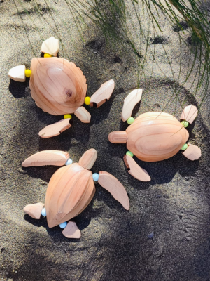 Jouets et décorations en bois Réunion