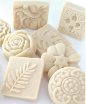 fabrication de cosmétiques et bougies parfumées